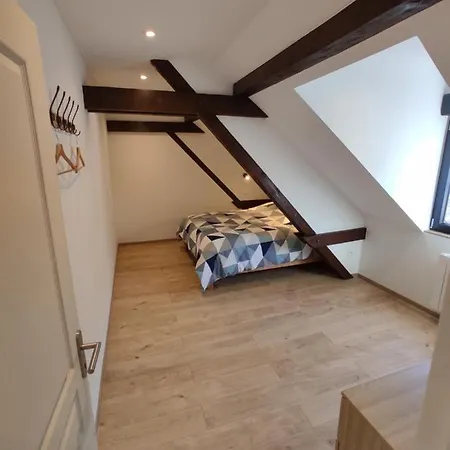 Des Trois Chateaux Дом отдыха *